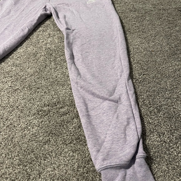 Nike joggers. Heathered lavender color. GUC - Picture 3 of 4